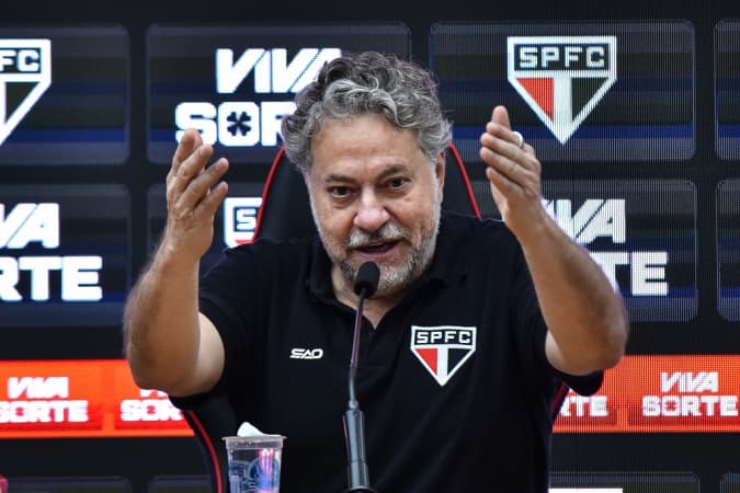 Sede do São Paulo Futebol Clube e estádio do Morumbi em destaque durante investigação sobre movimentações financeiras suspeitas.
